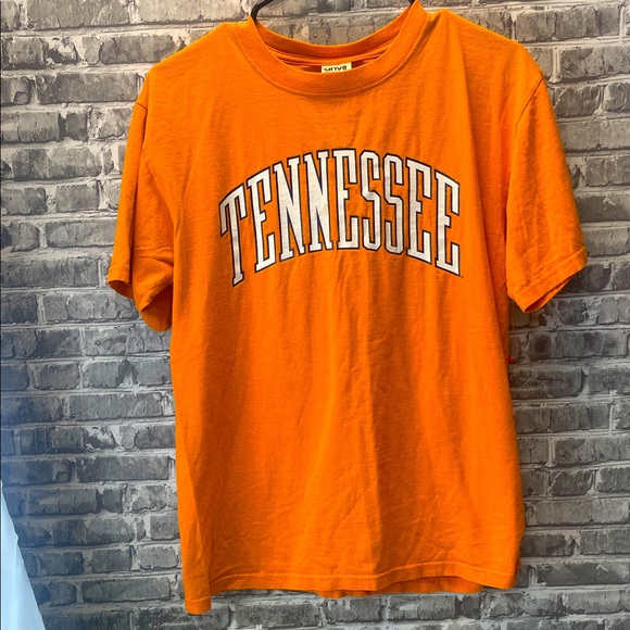 Anvil Other - Tennessee 
Anvil Orange Graphic‎ Tee